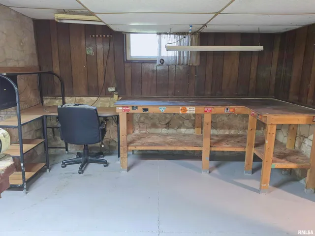 $90,000 | 283 West Walnut Street, Canton, IL 61520