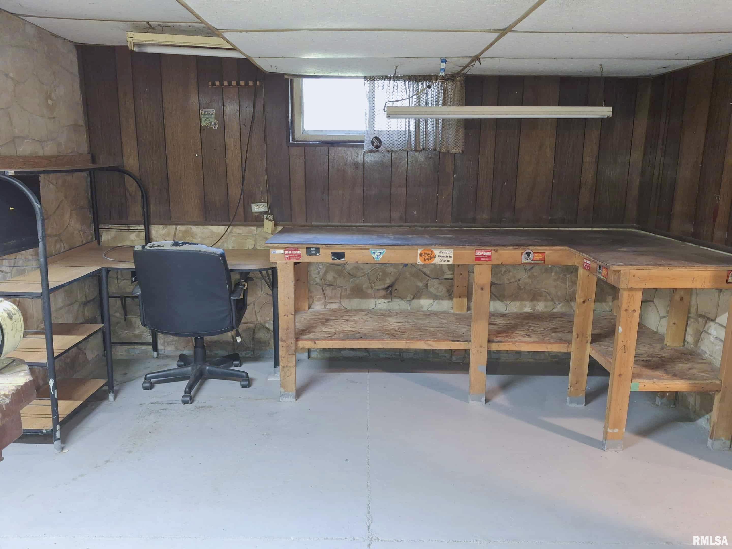 283 West Walnut Street Canton, IL 61520 - Photo 37 of 55