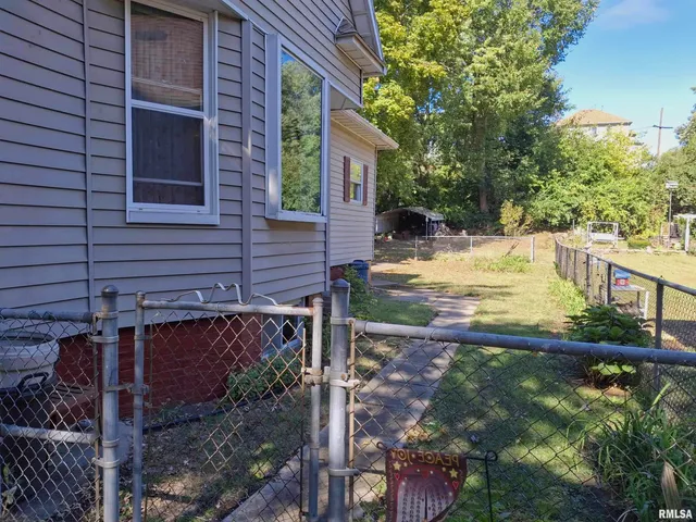 $90,000 | 283 West Walnut Street, Canton, IL 61520