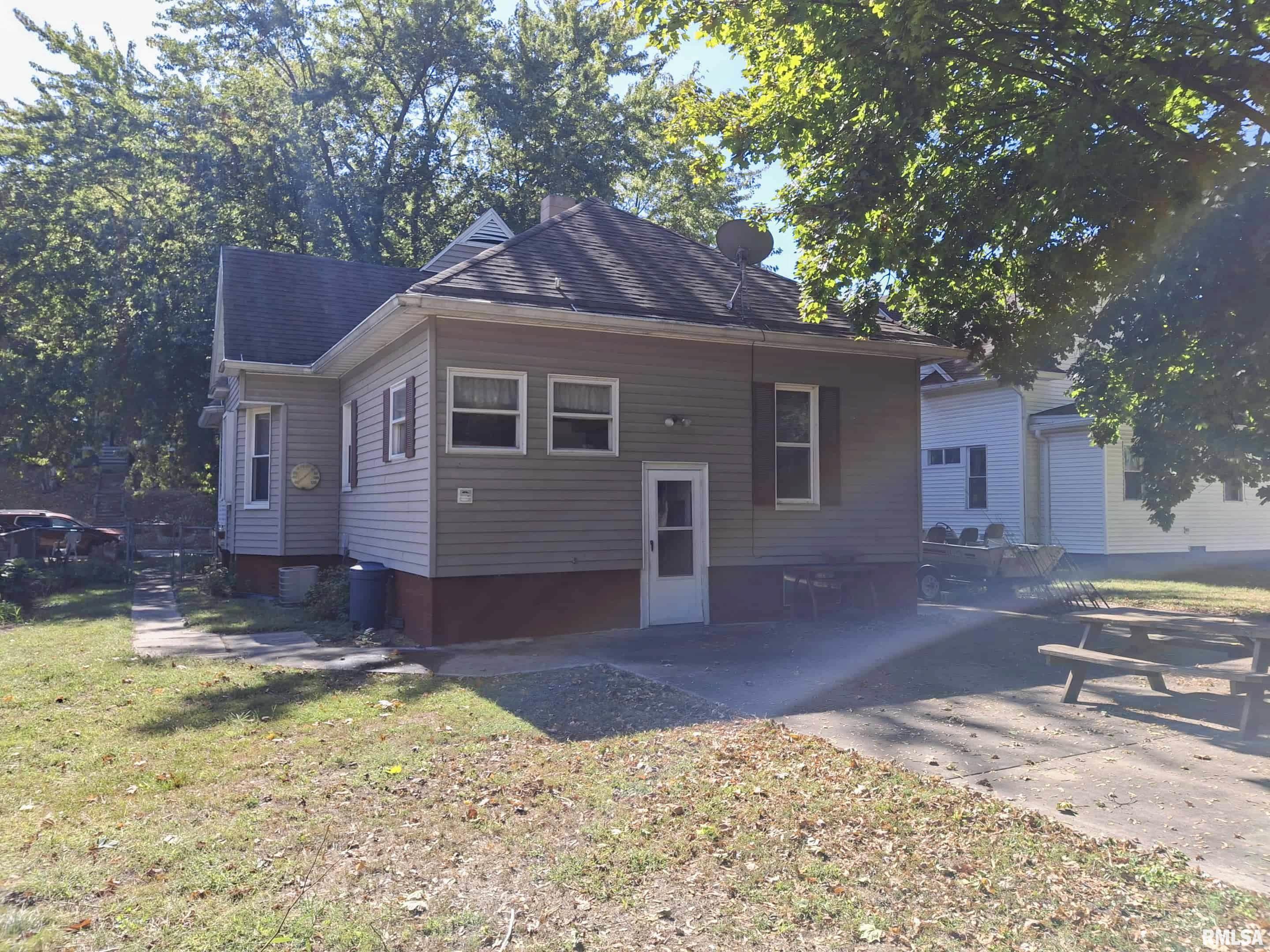 283 West Walnut Street Canton, IL 61520 - Photo 48 of 55