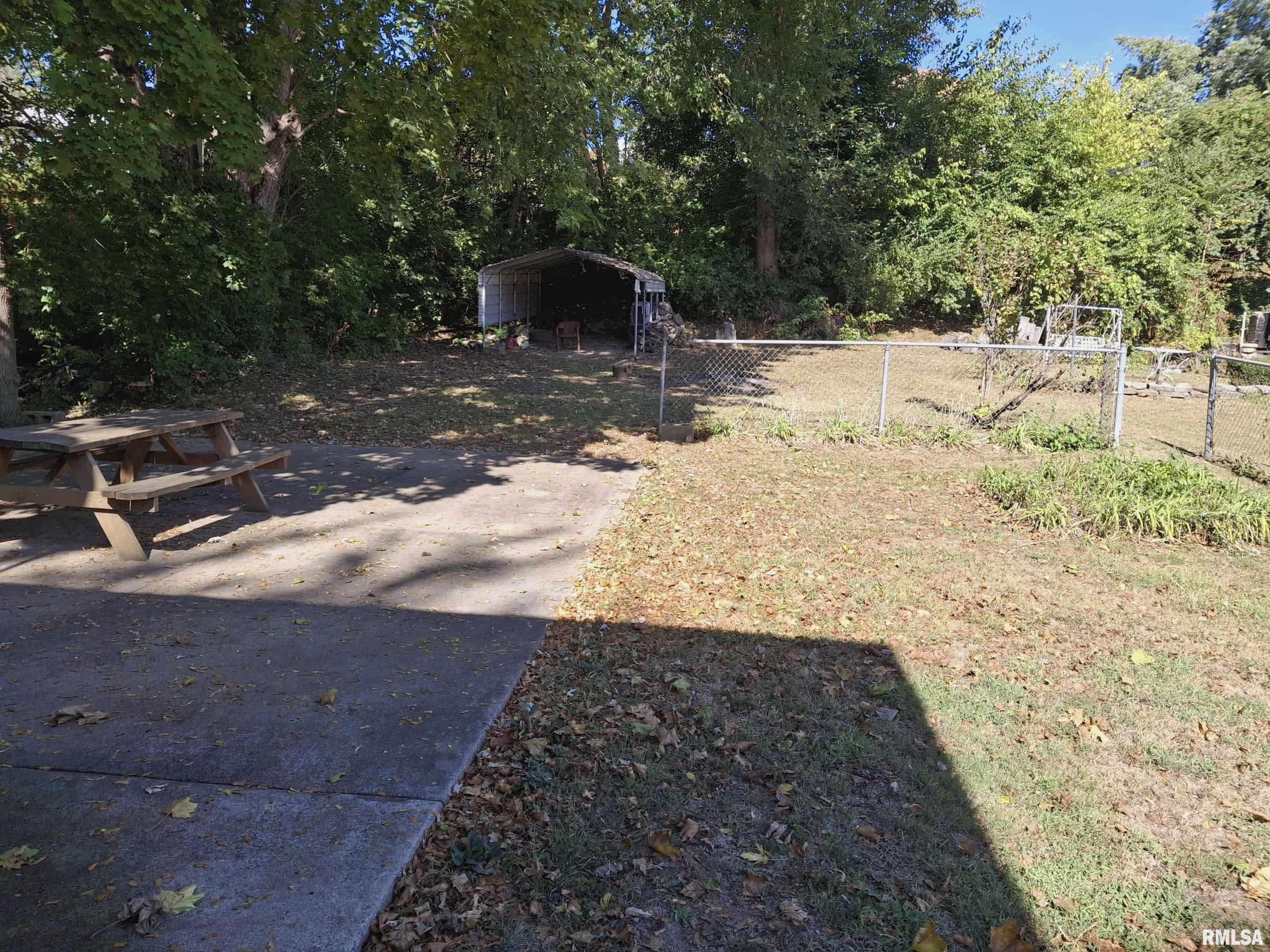 283 West Walnut Street Canton, IL 61520 - Photo 53 of 55