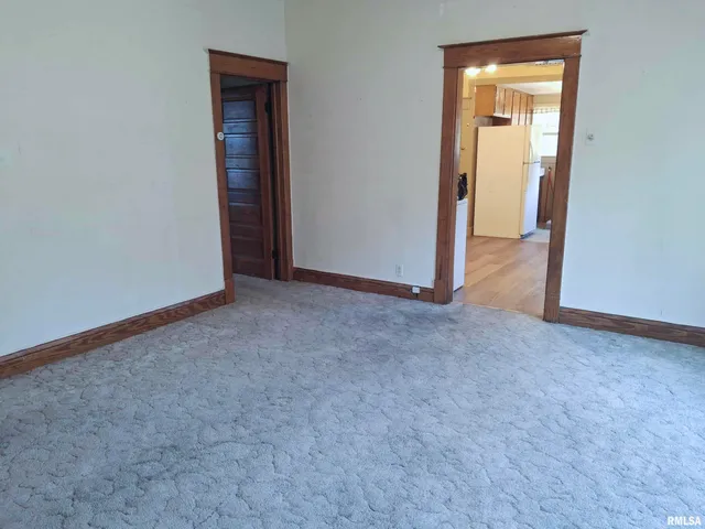 $90,000 | 283 West Walnut Street, Canton, IL 61520