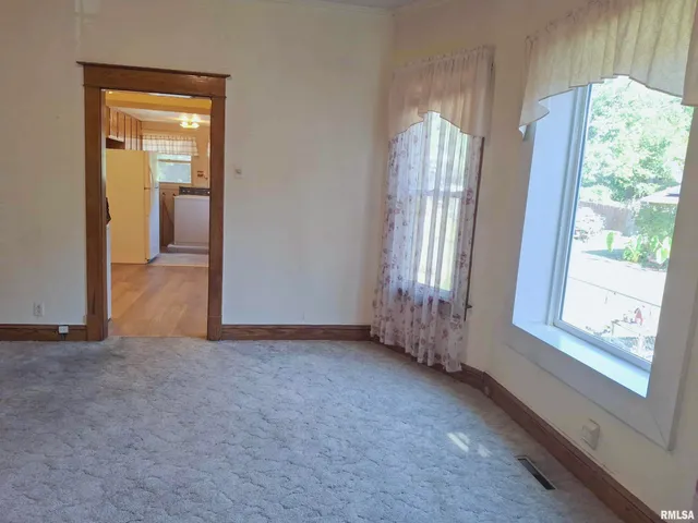 $90,000 | 283 West Walnut Street, Canton, IL 61520