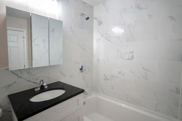 $2,850 | 83 Presidential Drive, Unit 6, Quincy, MA 02169