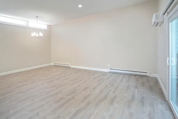 $2,850 | 83 Presidential Drive, Unit 6, Quincy, MA 02169