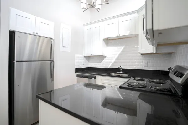 $2,850 | 83 Presidential Drive, Unit 6, Quincy, MA 02169