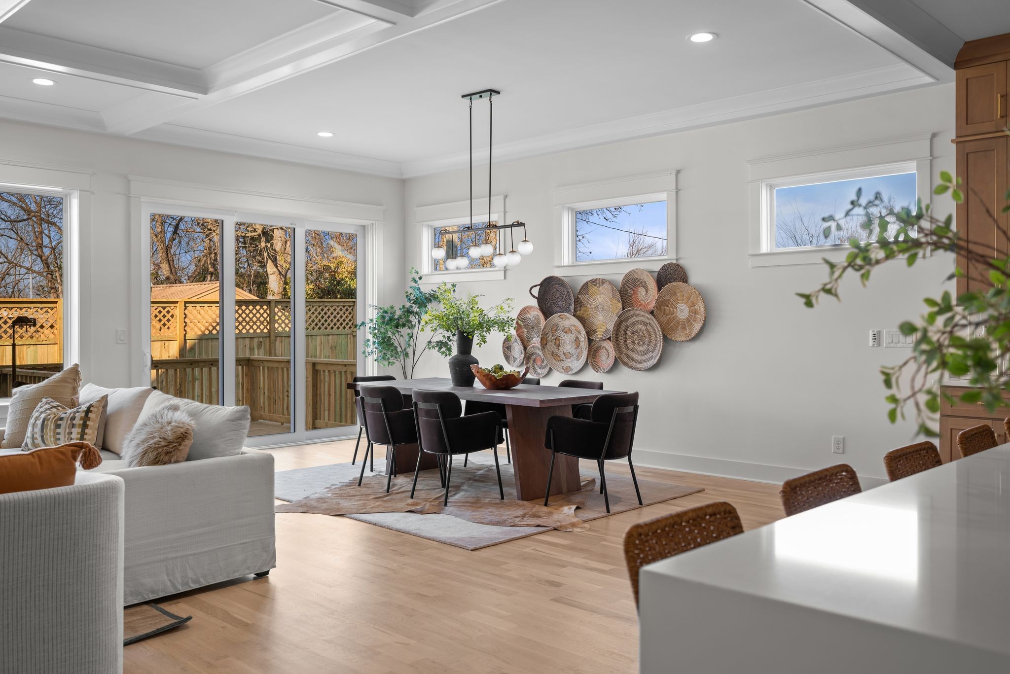 6103 Henry Ford Drive Nashville, TN 37209 - Photo 18 of 40 a living room with furniture and a large window