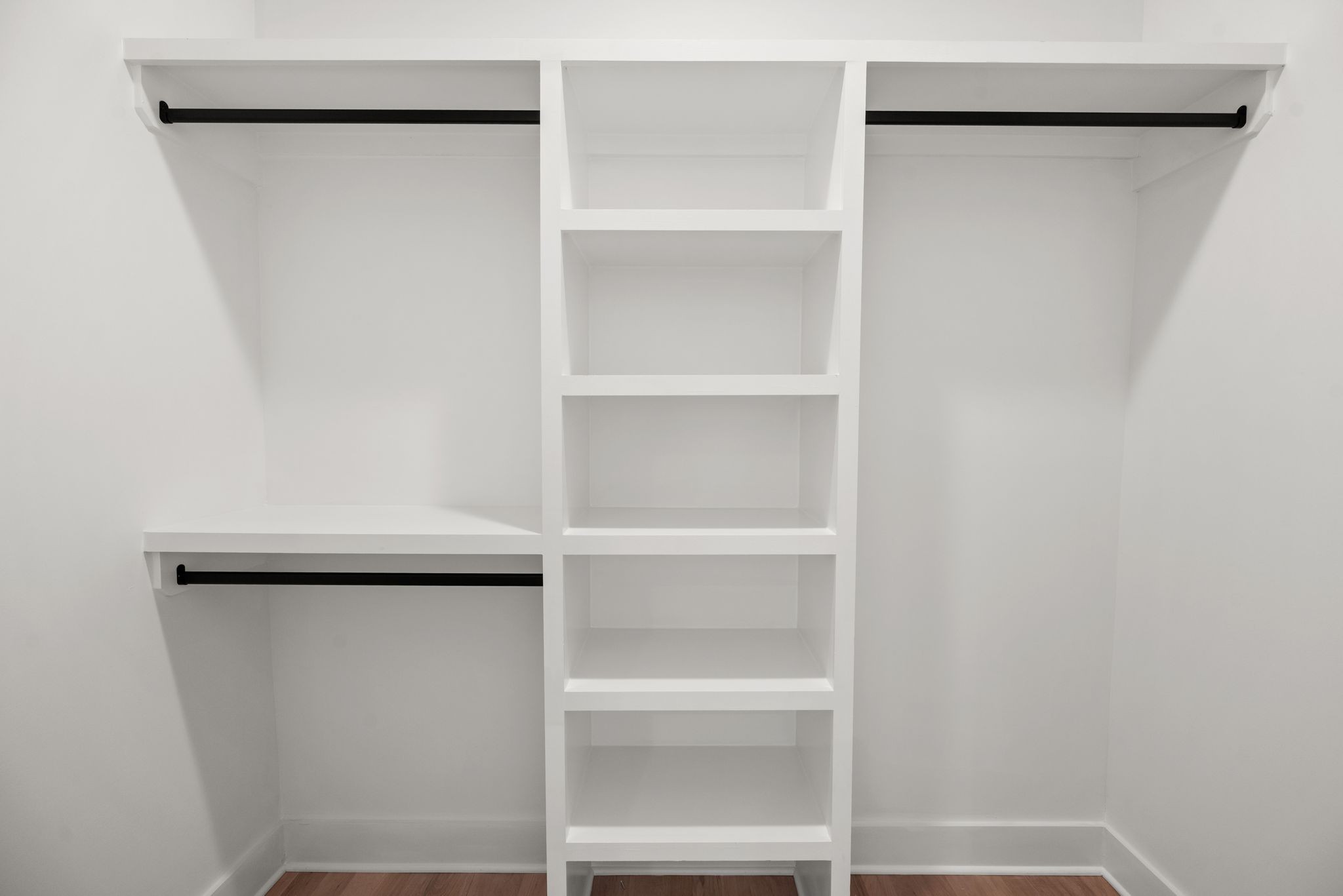 6103 Henry Ford Drive Nashville, TN 37209 - Photo 34 of 40 a view of walk in closet with empty racks