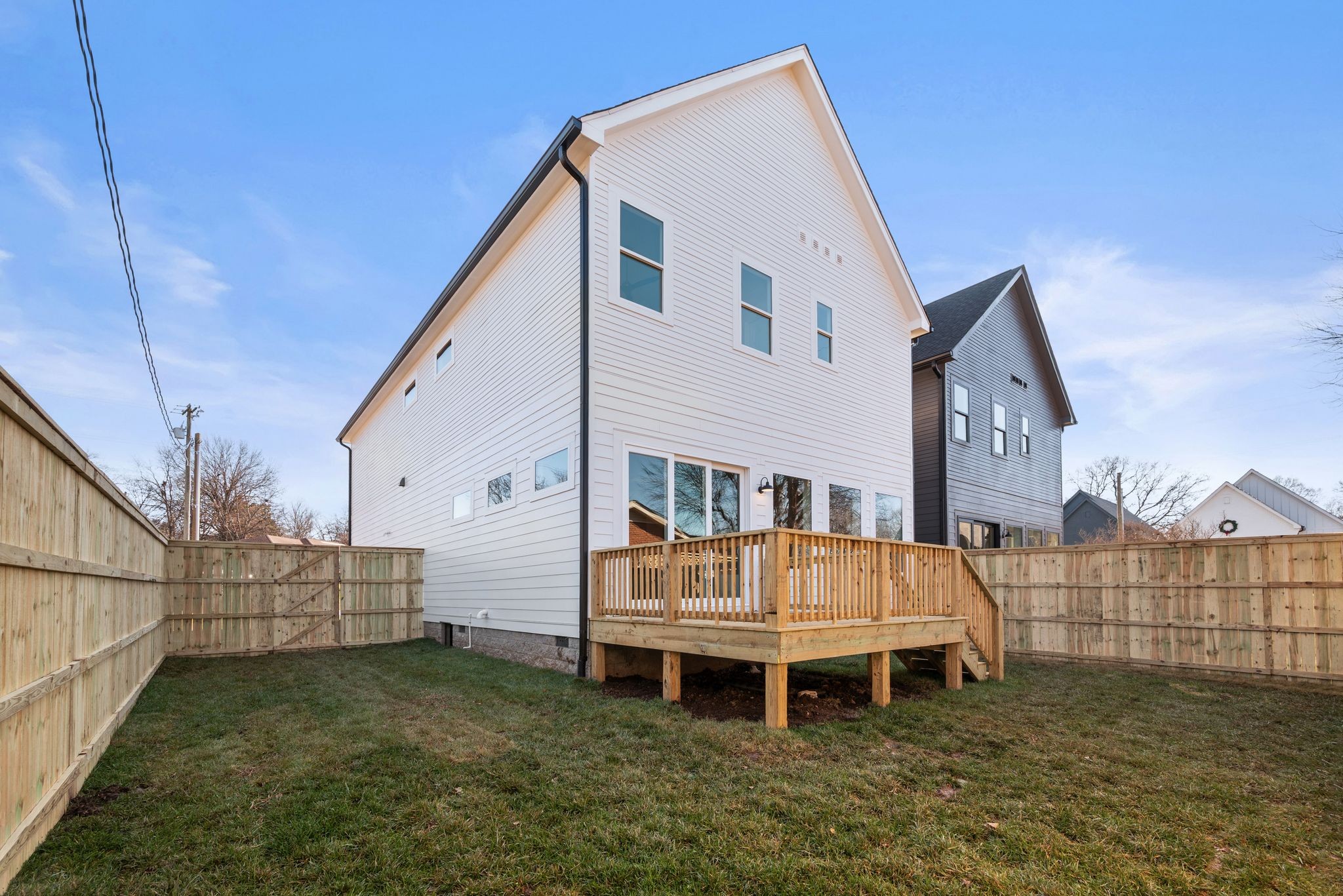 6103 Henry Ford Drive Nashville, TN 37209 - Photo 39 of 40 a front view of a house with a yard