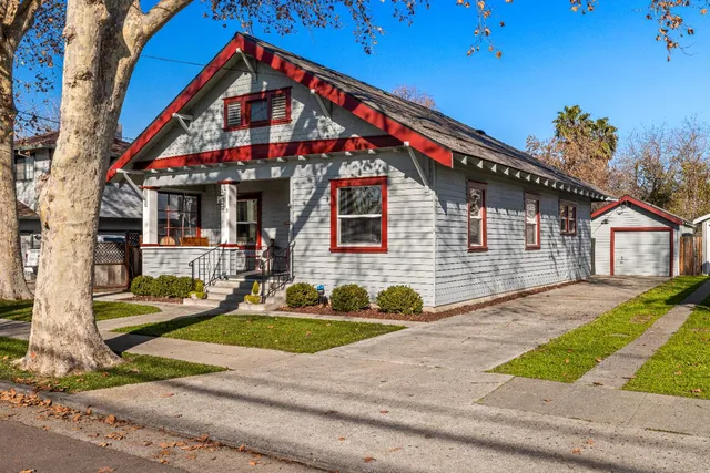 $555,000 | 319 West 12th Street, Tracy, CA 95376