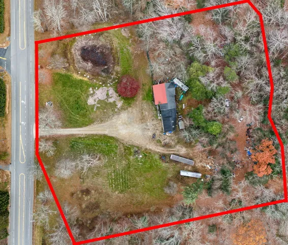a bird view of a backyard