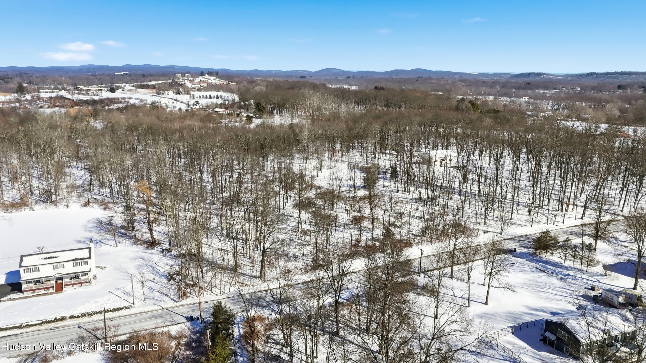 83 Jansen Road, Unit WEST OF 85 JANSEN RD ) New Paltz, NY 12561 - Photo 4 of 12 BOHA