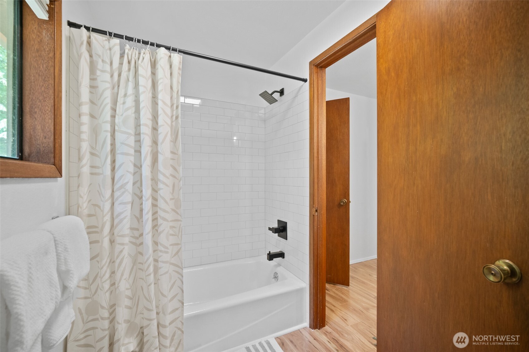 2357 Yew Street Road Bellingham, WA 98229 - Photo 18 of 40
