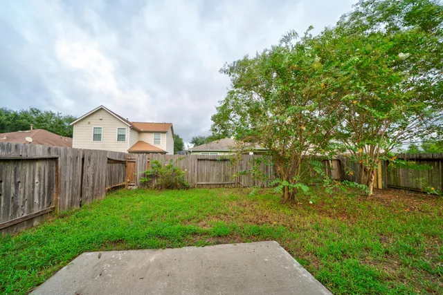 $1,695 | 3662 Fuller Bluff Drive, Spring, TX 77386