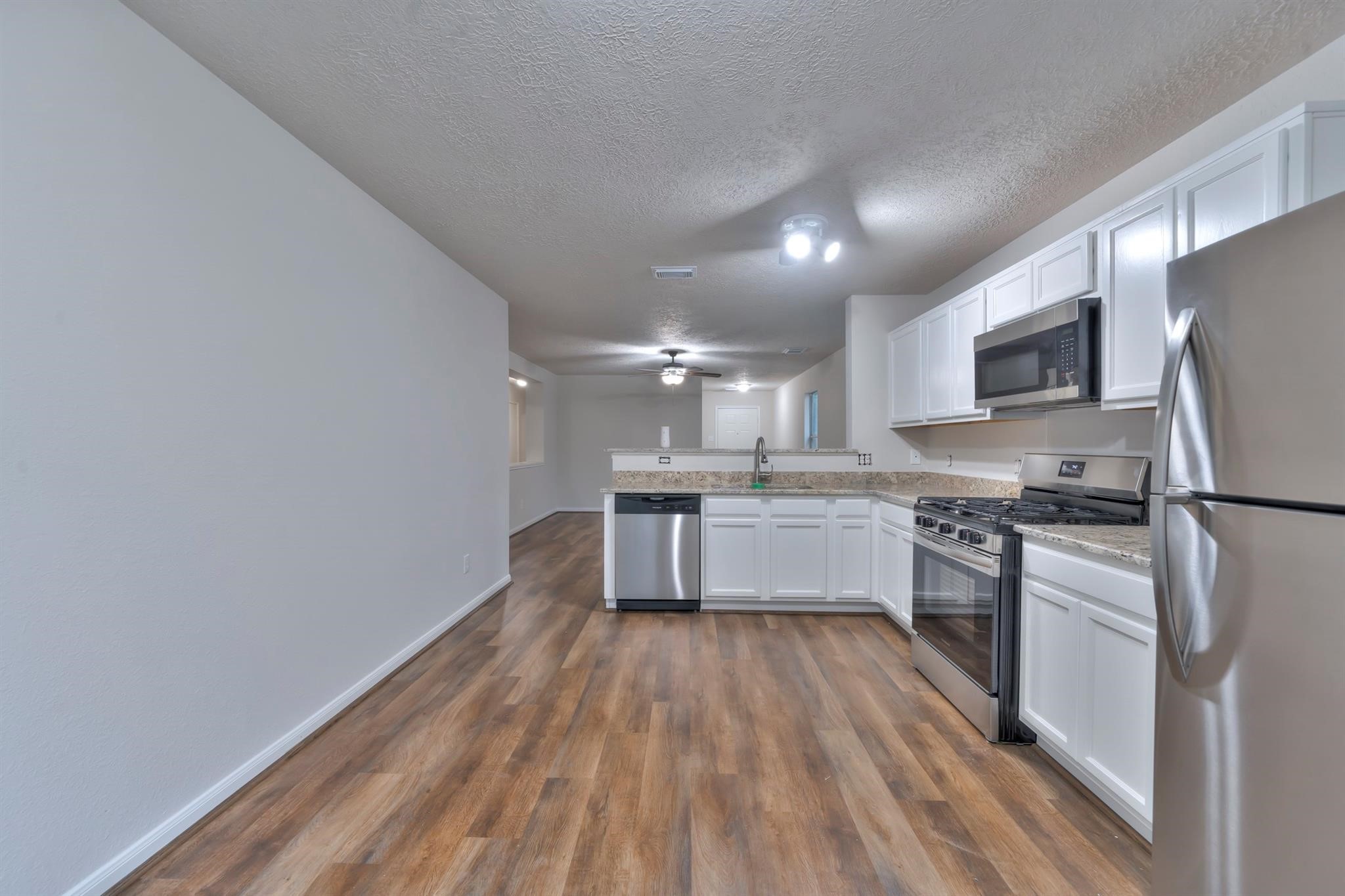 3662 Fuller Bluff Drive Spring, TX 77386 - Photo 6 of 17