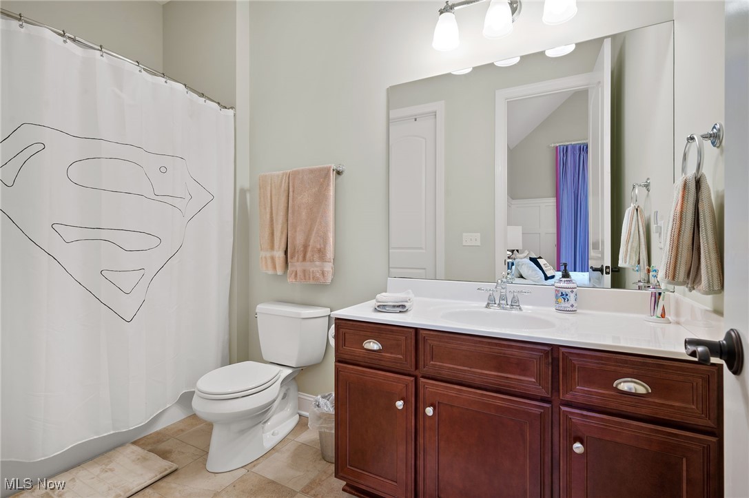 7782 Valley View Road Hudson, OH 44236 - Photo 25 of 50 Bedroom 2 Bath