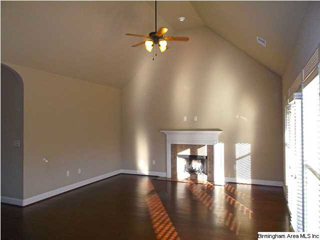 217 Perthshire Way Pelham, AL 35124 - Photo 9 of 19