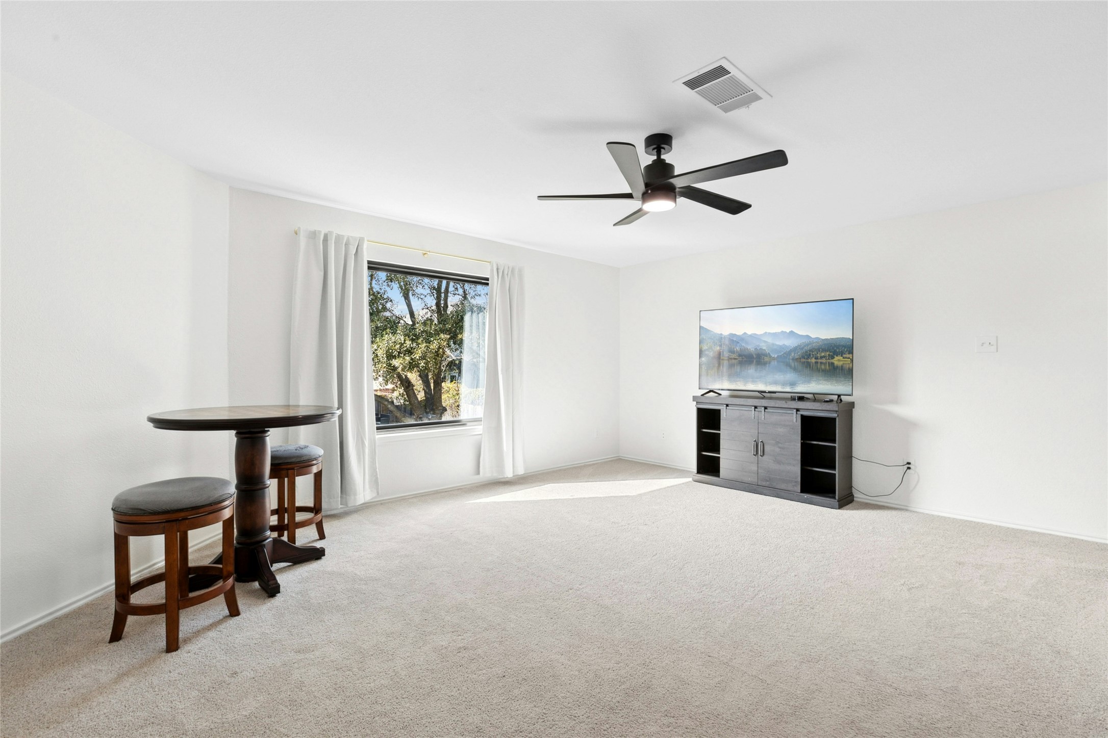 5611 Magee Bend Austin, TX 78749 - Photo 13 of 28