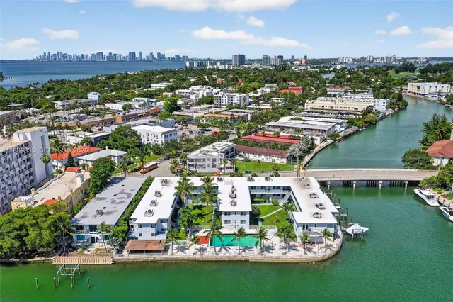 $295,000 | 7207 Bay Drive, Unit 25, Miami Beach, FL 33141