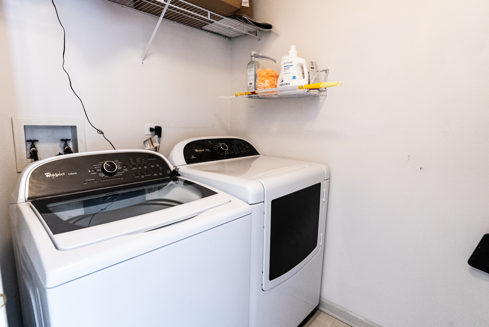 383 Woodview Circle, Unit C Elgin, IL 60120 - Photo 17 of 20 a utility room with dryer and washer