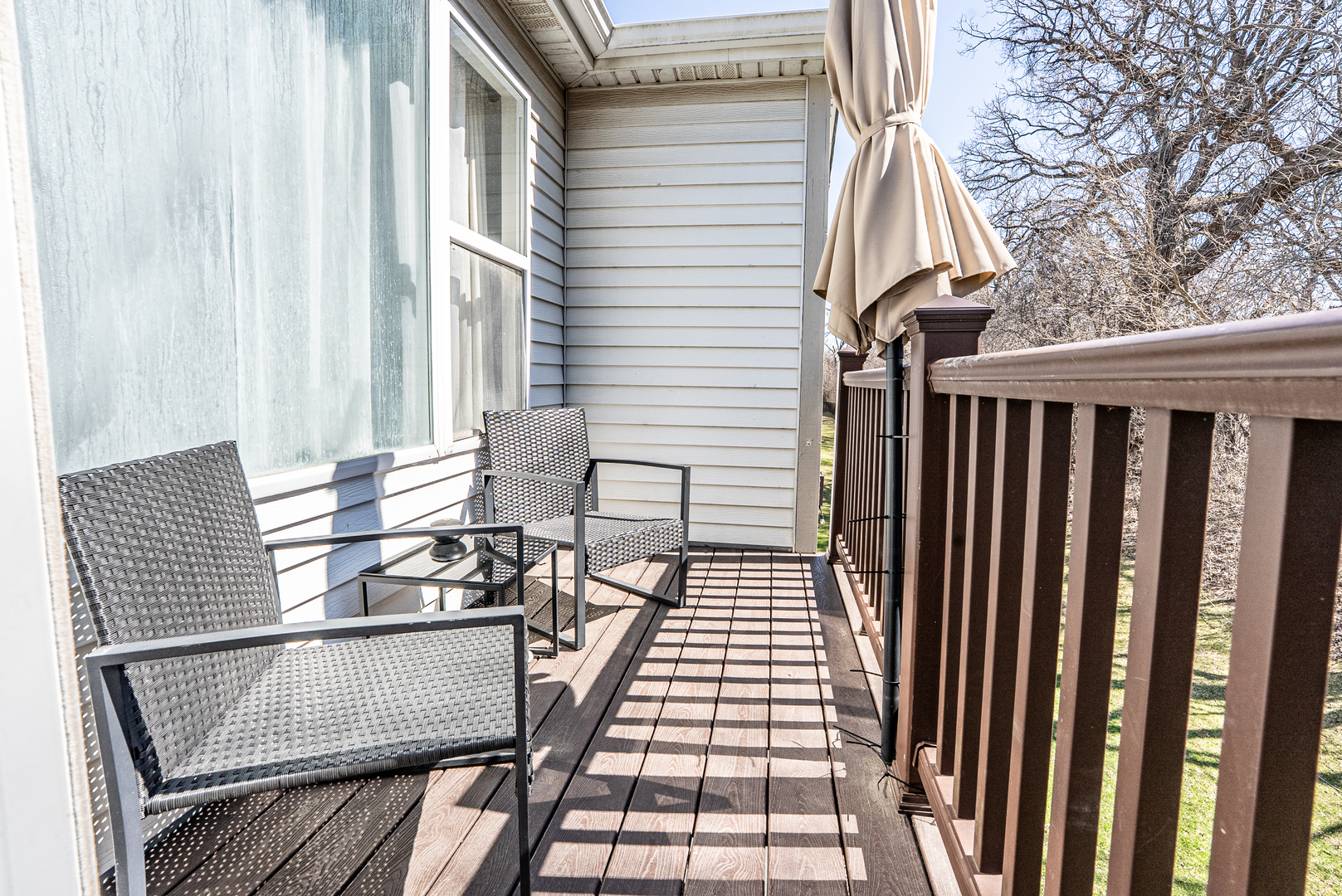 383 Woodview Circle, Unit C Elgin, IL 60120 - Photo 18 of 20 a view of outdoor space with patio