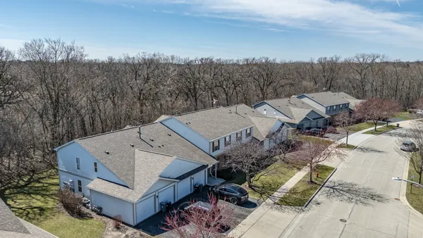 $249,900 | 383 Woodview Circle, Unit C, Elgin, IL 60120