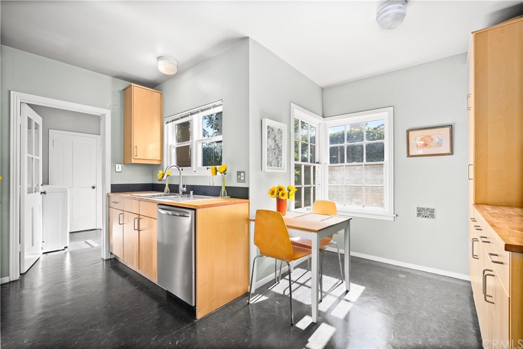 2315 North Flower Street Santa Ana, CA 92706 - Photo 15 of 37