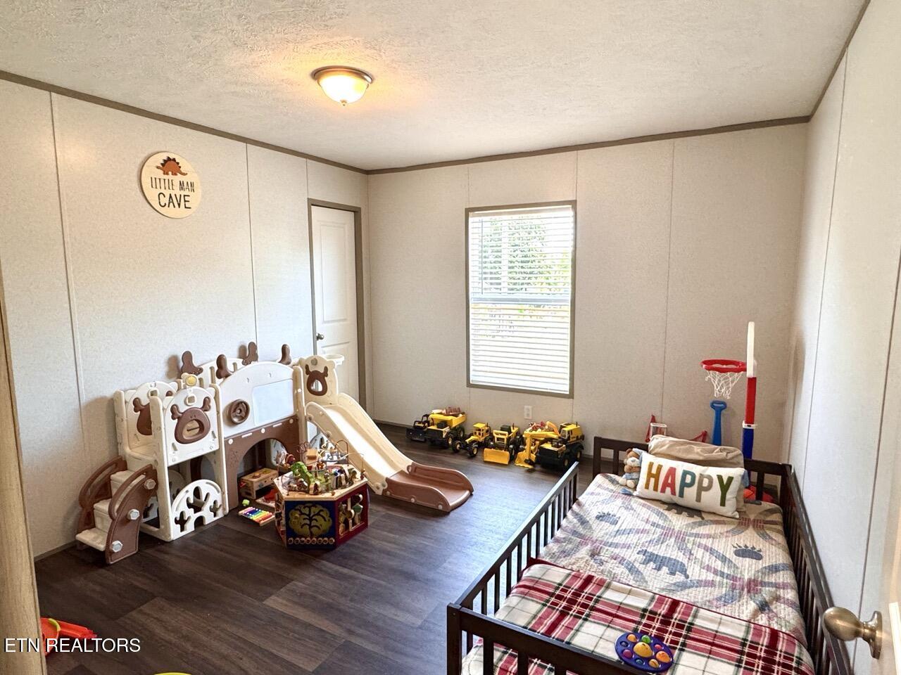 620 Pates Hill Road Mosheim, TN 37818 - Photo 25 of 51 Bedroom 2