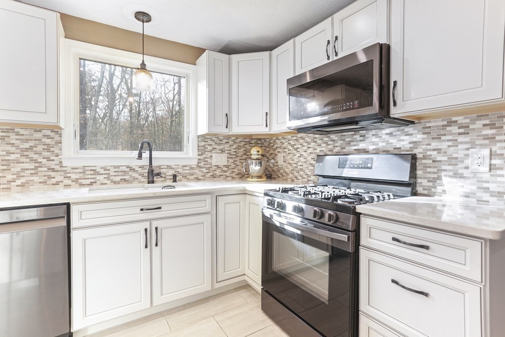 18 Dettling Road Maynard, MA 01754 - Photo 10 of 28 Gallery Image 10