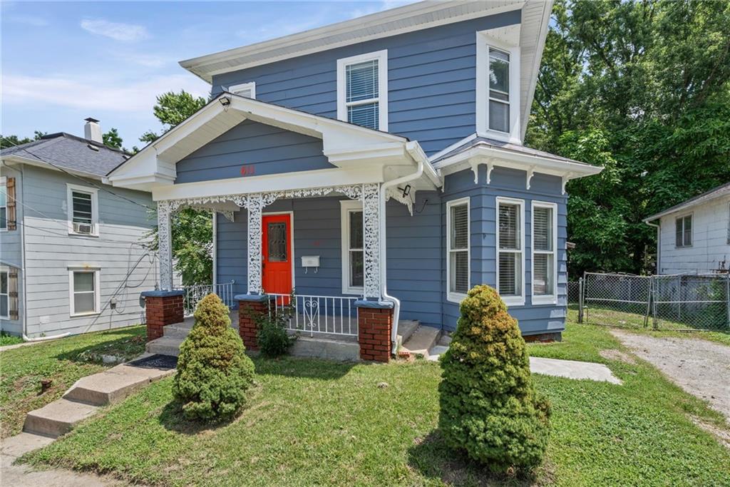 611 North Spring Street Independence, MO 64050 - Photo 3 of 39 Gallery Image 3