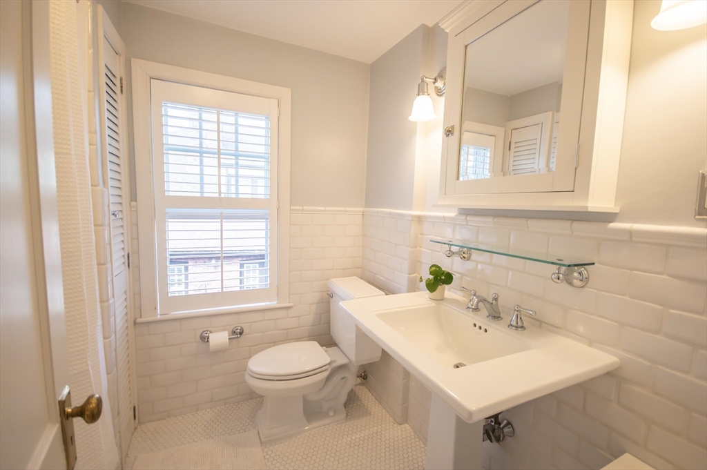 403 Common Street Belmont, MA 02478 - Photo 21 of 42