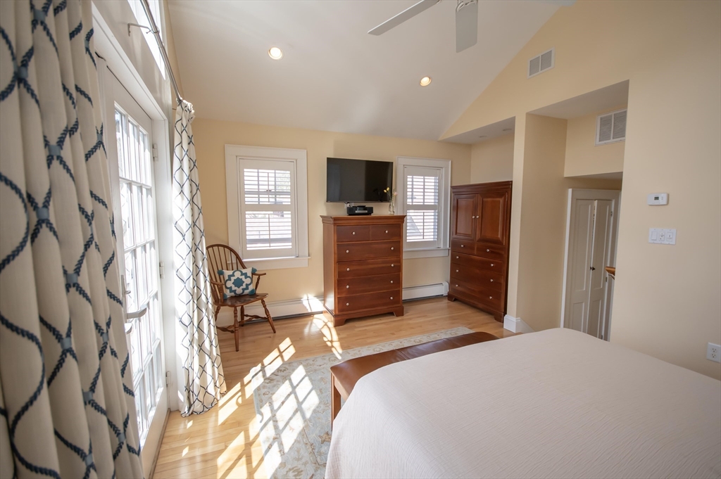 403 Common Street Belmont, MA 02478 - Photo 25 of 42