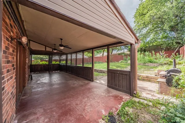 $375,000 | 305 Warbler Drive, Bedford, TX 76021