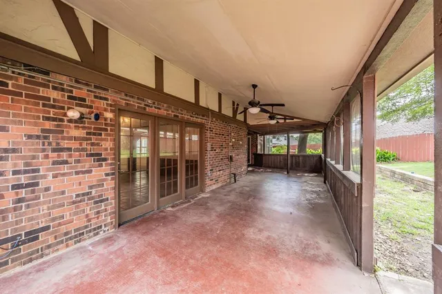 $375,000 | 305 Warbler Drive, Bedford, TX 76021