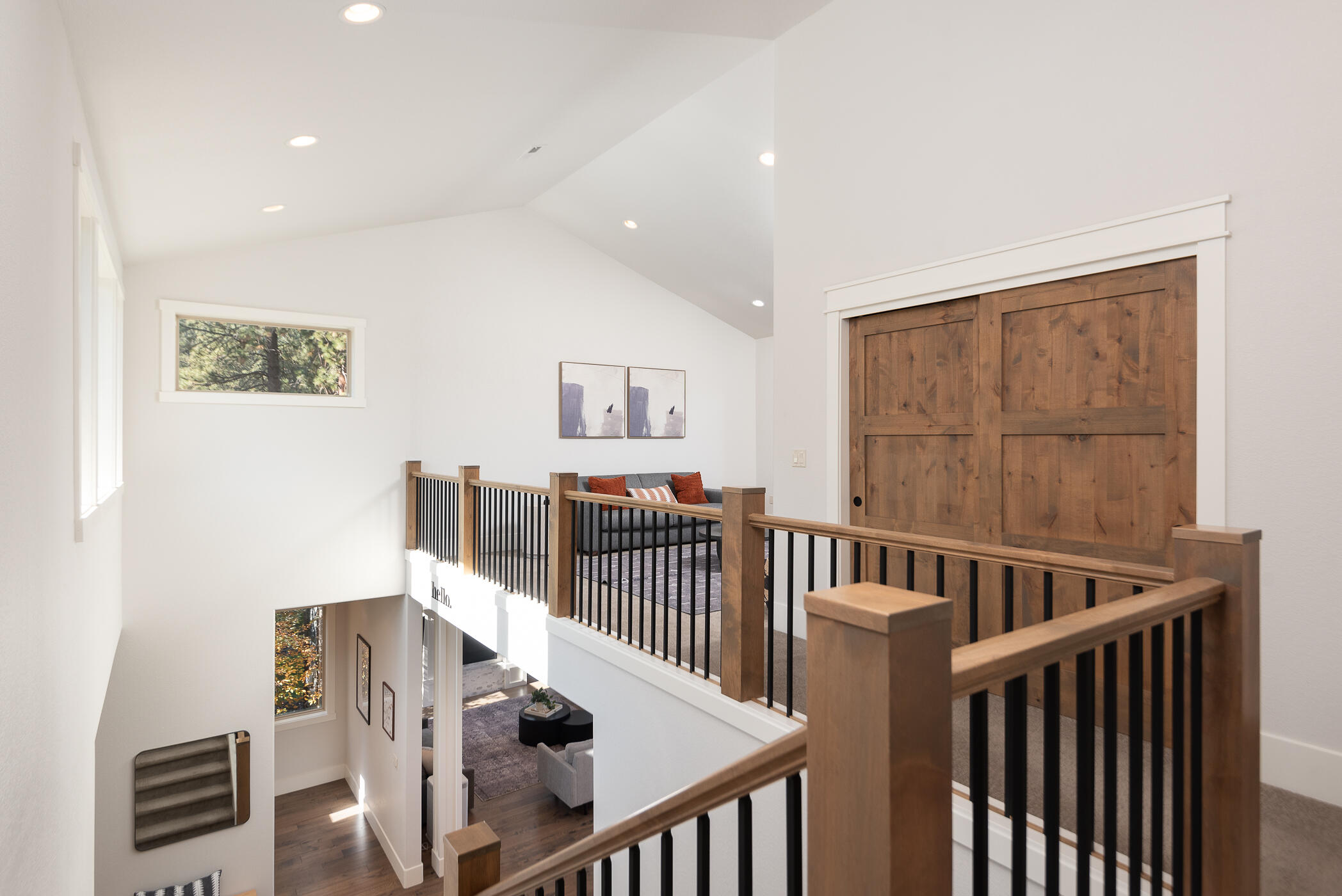 60472 Kangaroo Loop Bend, OR 97702 - Photo 19 of 36 18Upper Landing