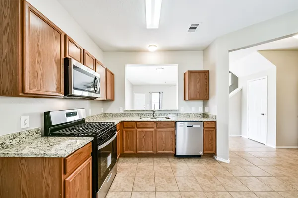 $2,000 | 6203 Gillian Park Drive, Katy, TX 77449