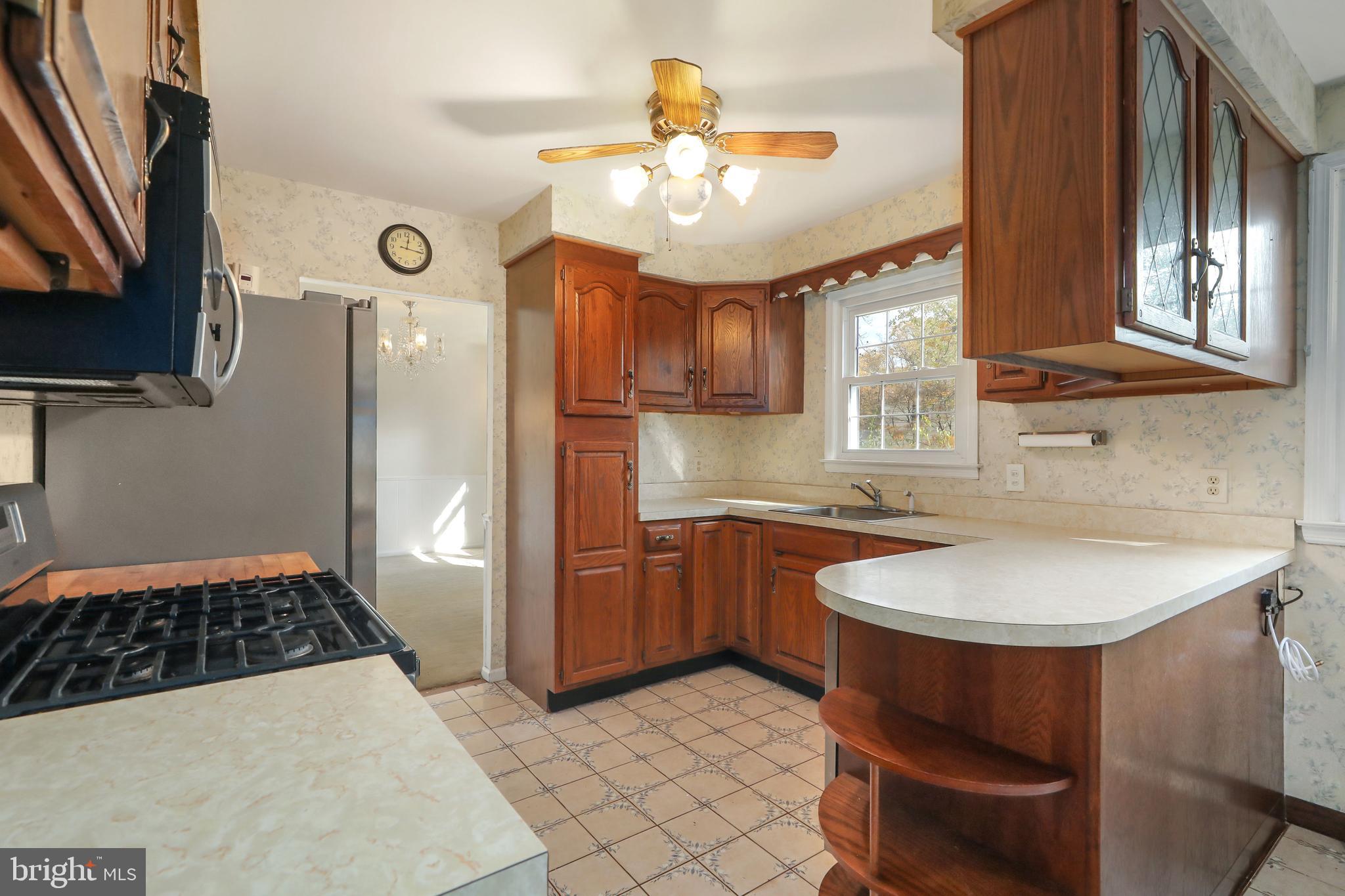 5 Colonial Court Clementon, NJ 08021 - Photo 15 of 38