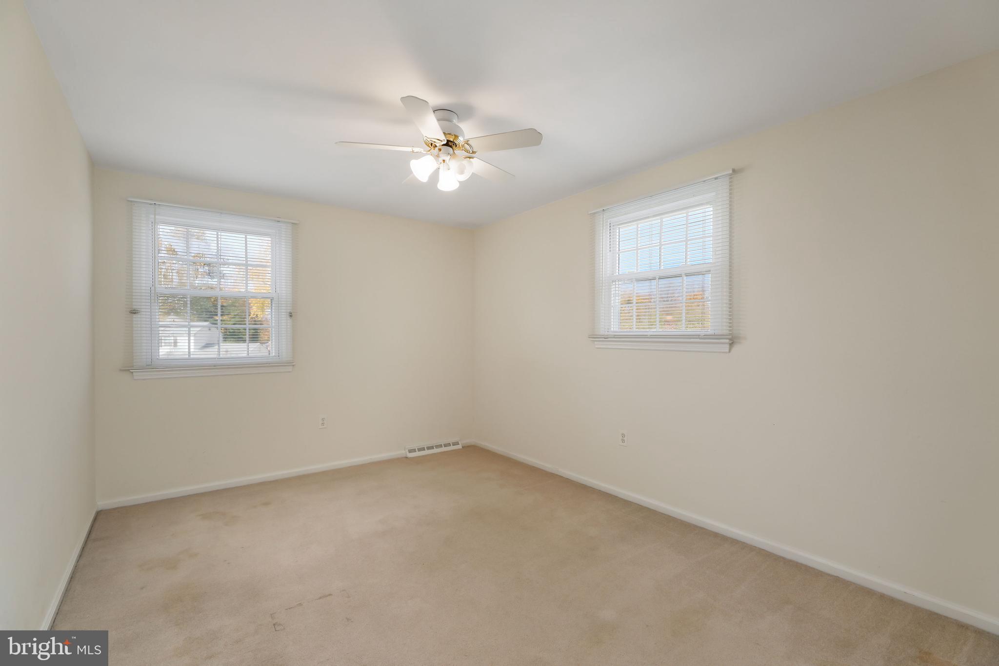 5 Colonial Court Clementon, NJ 08021 - Photo 30 of 38