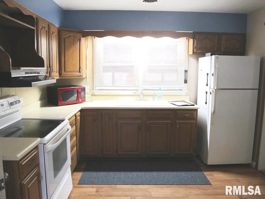 9234 Old Rte 13 Marion, IL 62959 - Photo 13 of 54 Gallery Image 13