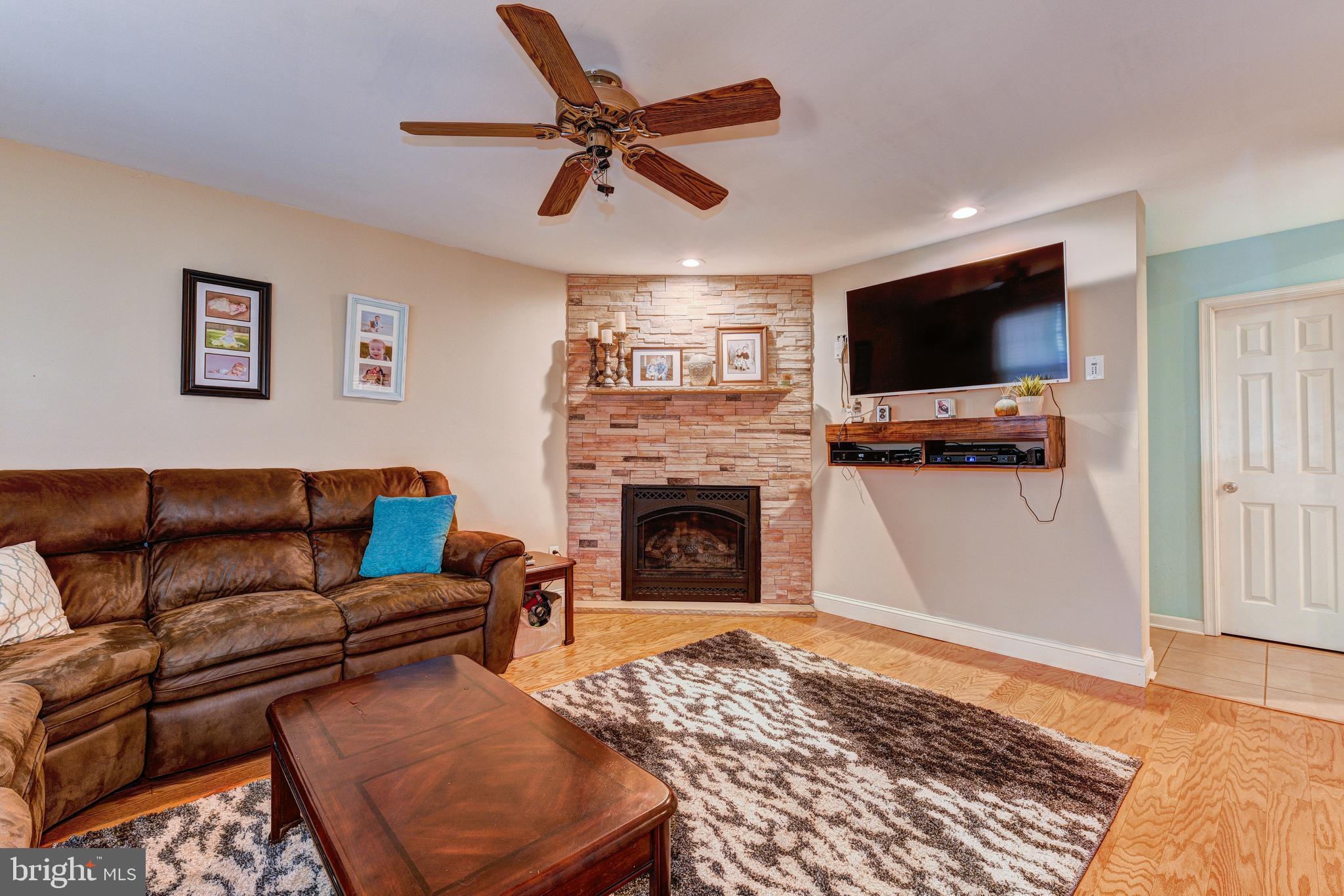 278 Greenview Road Yardley, PA 19067 - Photo 13 of 35 Gallery Image 13