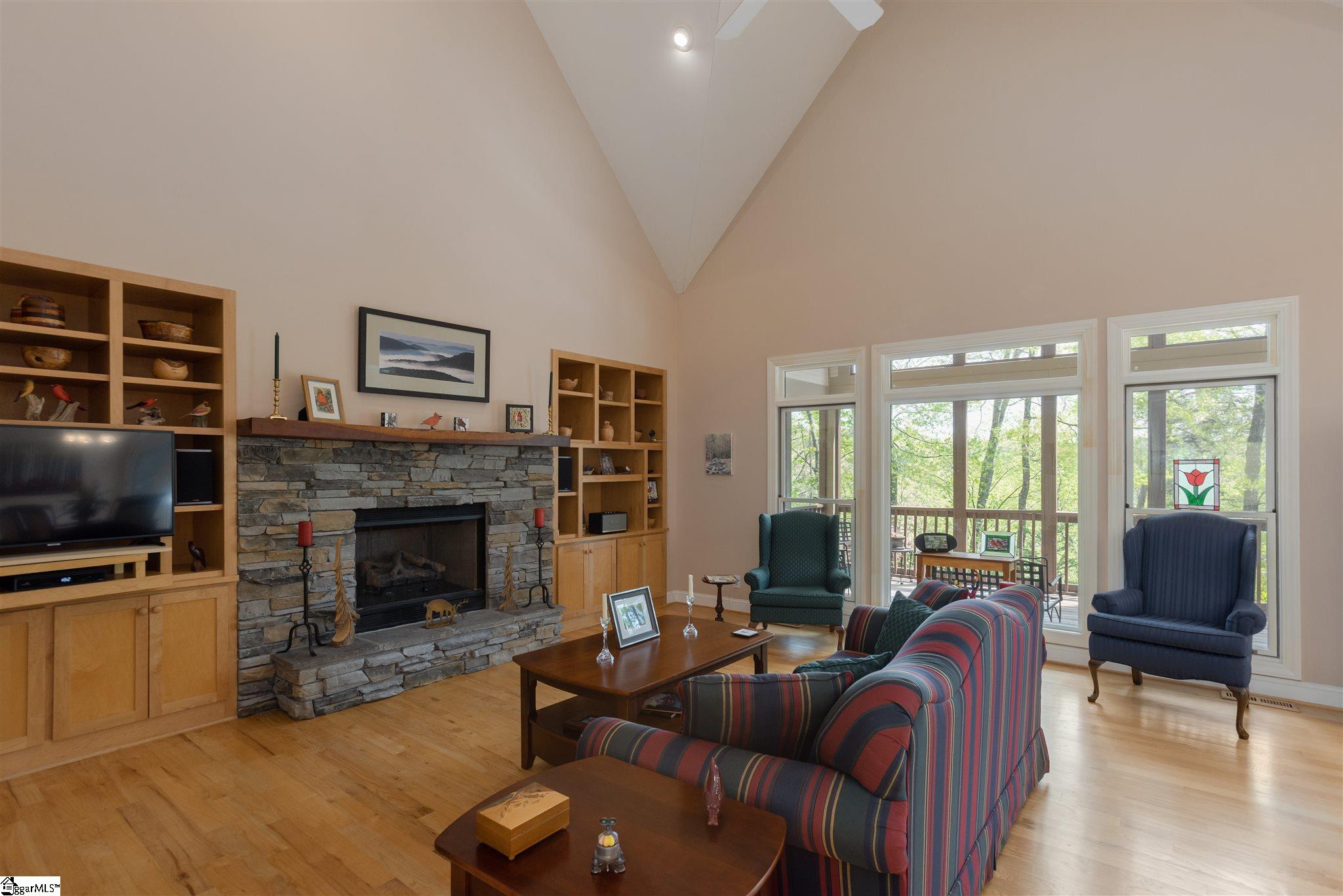 320 Mountain Summit Road Travelers Rest, SC 29690 - Photo 3 of 25 Gallery Image 3