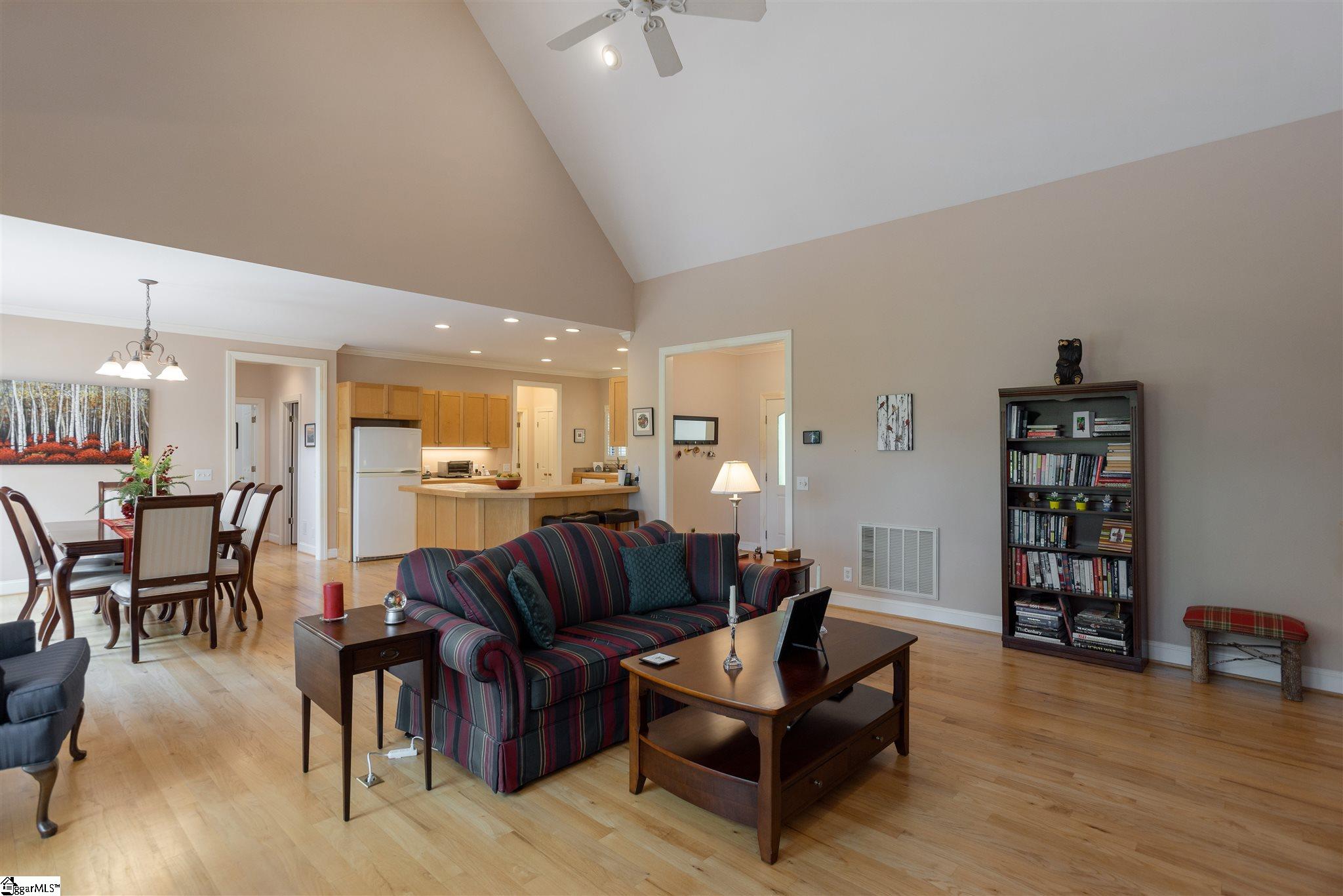 320 Mountain Summit Road Travelers Rest, SC 29690 - Photo 5 of 25 Gallery Image 5