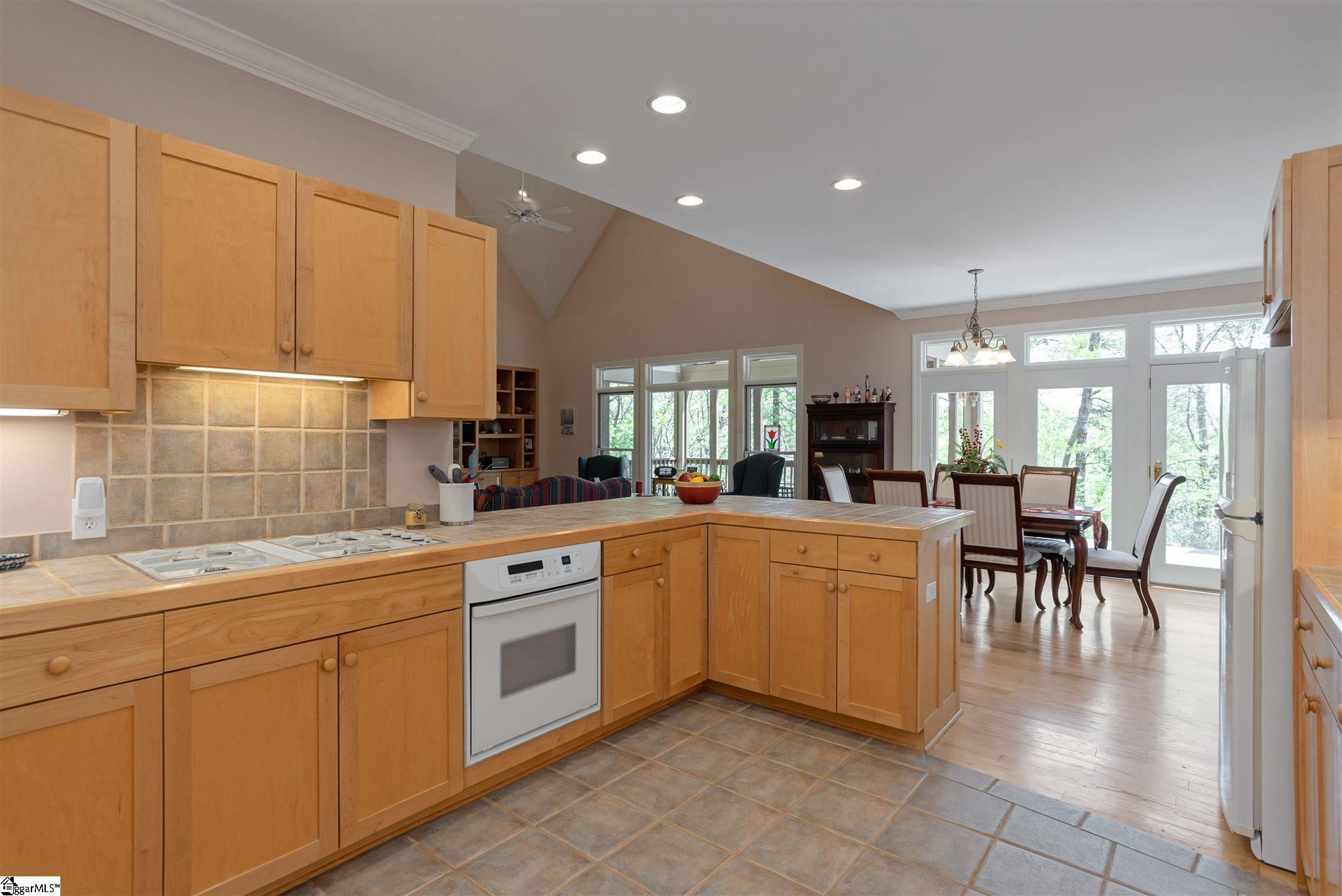 320 Mountain Summit Road Travelers Rest, SC 29690 - Photo 9 of 25 Gallery Image 9