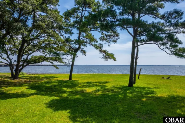 $400,000 | 132-134 Swan Circle, Harbinger, NC 27941