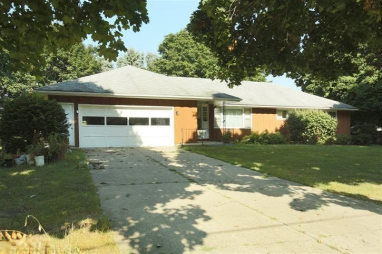 56302 Buckhorn Road Three Rivers, MI 49093 - Photo 1 of 24 Primary Photo