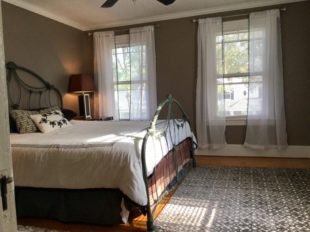 76 Pineywoods Avenue Springfield, MA 01108 - Photo 16 of 30