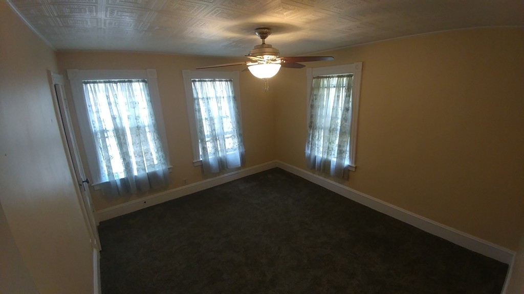 76 Pineywoods Avenue Springfield, MA 01108 - Photo 18 of 30