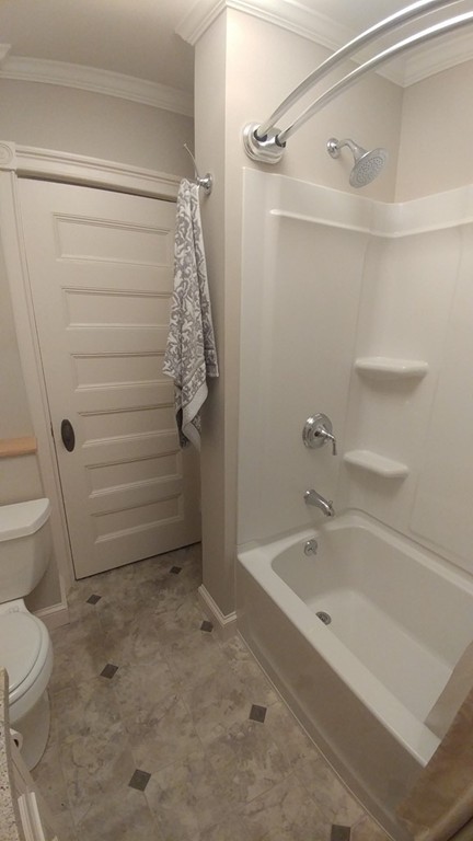 76 Pineywoods Avenue Springfield, MA 01108 - Photo 20 of 30