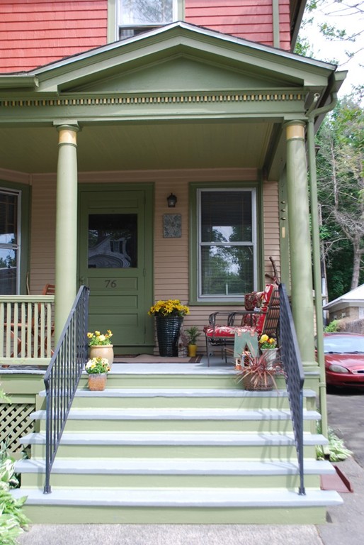 76 Pineywoods Avenue Springfield, MA 01108 - Photo 2 of 30