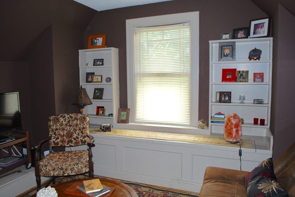 76 Pineywoods Avenue Springfield, MA 01108 - Photo 21 of 30